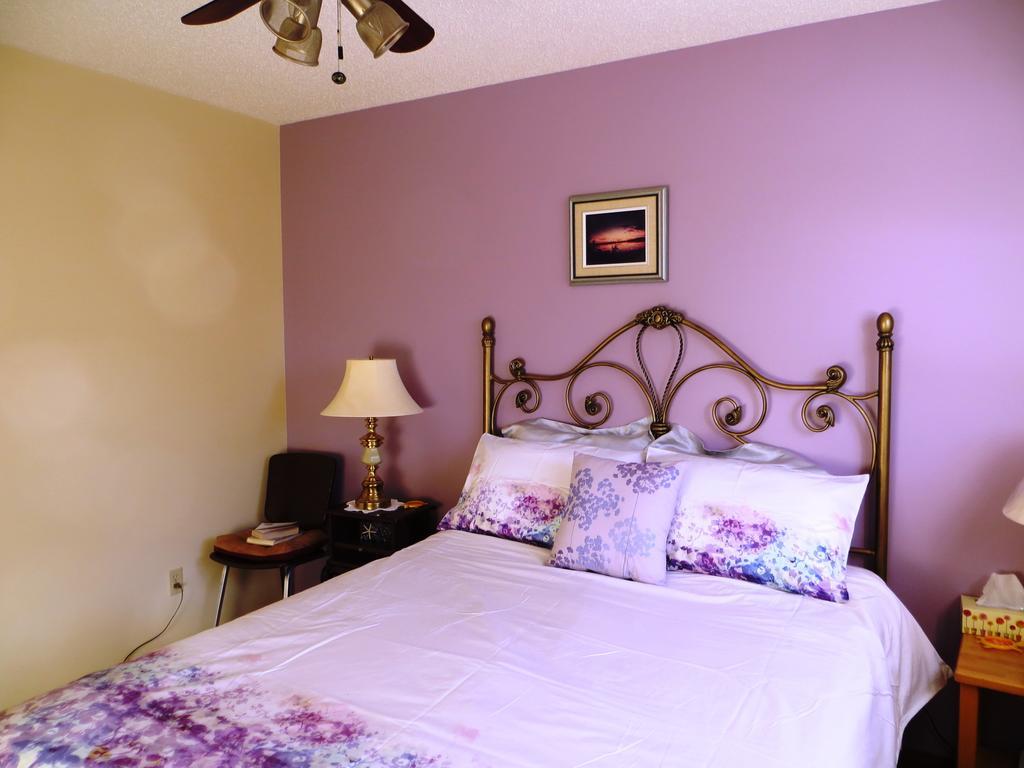 Wild Rose Bed & Breakfast Saskatoon Luaran gambar